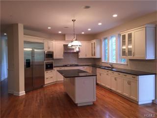 2 County House Rd, North Tarrytown NY  10591-2116 exterior