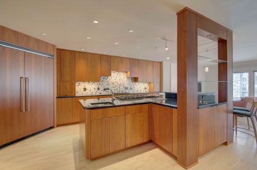 875 Squire Oaks Dr, Covington KY  41017-1342 exterior