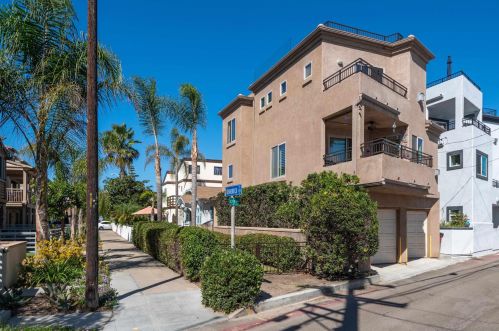 822 Kennebeck Ct, San Diego, CA 92109-7605