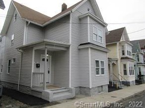 6 Armstrong Pl, Bridgeport, CT 06608-2118