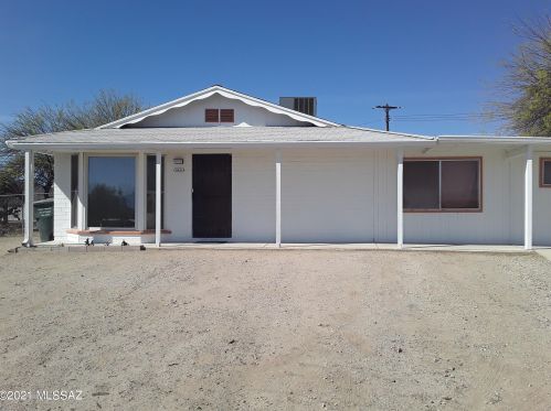 1931 Camelot Pl, Tucson, AZ 85713-4513