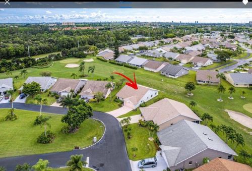 3916 Wendy Anne Cir, West Palm Beach, FL 33417-1057
