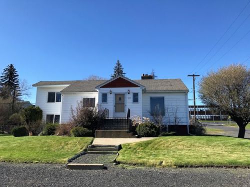 204 Regent Ave, Wilbur, WA 99185-8898