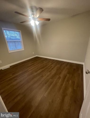 606 Denton Cir, Fredericksburg VA  22401-2704 exterior