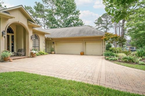 1630 Scenic Mountain Ct, Humble, TX 77345-1897