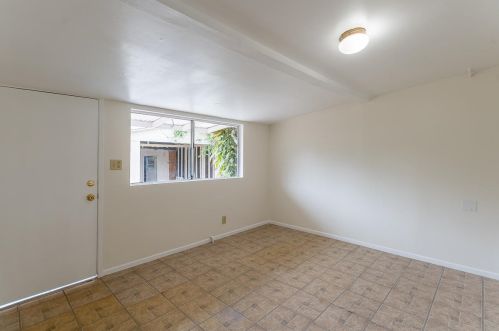 619 Del Monte Ave, Santa Barbara CA 93101-4413 exterior