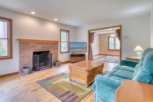 1075 Ships Dr, Southold, NY 11971-3928