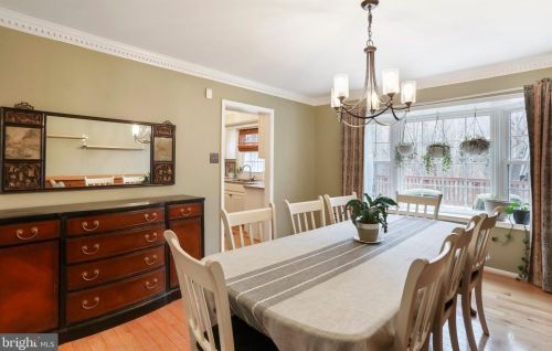 5550 Wide Oak Ct, Woodbridge VA  22192-6036 exterior