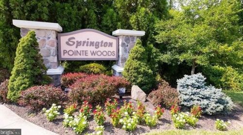 219 Excalibur Dr, Newtown Square, PA 19073-4413