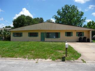 2855 Citrus Dr, Titusville, FL 32796-1701