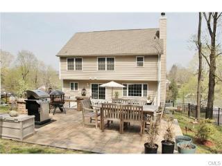 2 Brushy Hill Rd, Danbury, CT 06810-8429