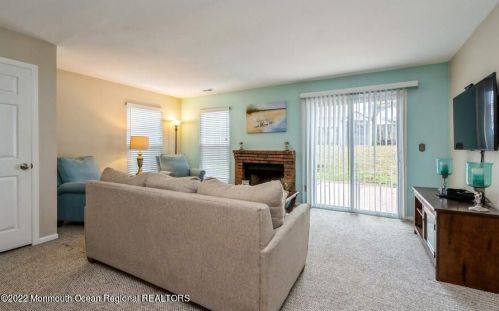 90 Rita Ln, Jackson Twp NJ  08527-2367 exterior