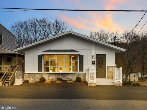 604 5th St, Port Carbon, PA 17965-1102