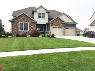 10879 Sun Trace Dr, Perrysburg, OH 43551-6413