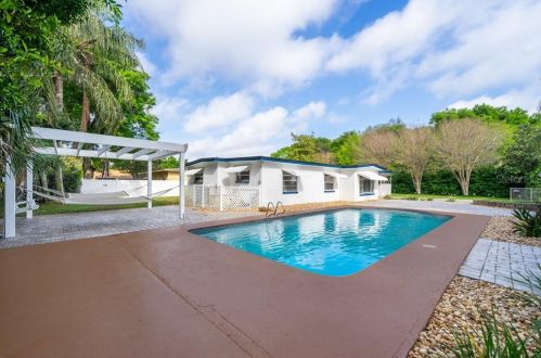 1908 Barber Rd, Orlando, FL 32809-6956
