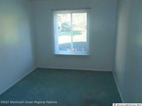 131 Northrup Dr, Bricktown NJ  08724-2021 exterior