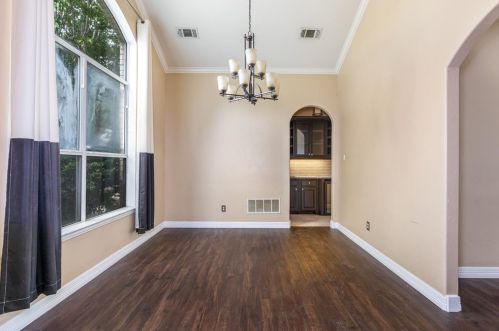 2859 Fairway Dr, Cedar Hill TX 75104-8288 exterior