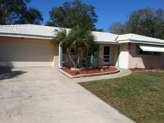 1350 Leona Dr, Largo, FL 33770-4341