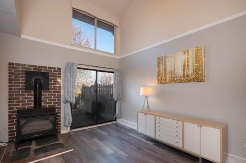 140 Vista Dr, Easton PA  18042-7202 exterior