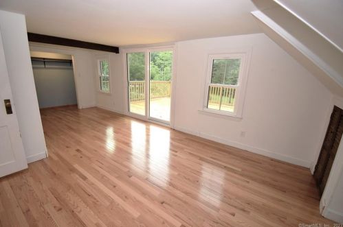 168 Sea Hill Rd, North Branford CT  06471-1406 exterior