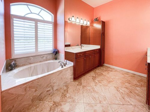 519 Laurel Rd, Nokomis FL  34275-5243 exterior