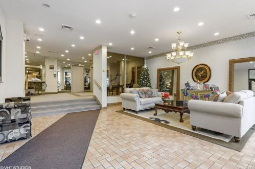 200 High Point Dr, Hartsdale, NY 10530-1139