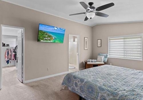 1173 Via Argentina, Vista CA  92081-6342 exterior