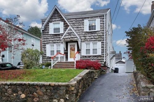 364 Innes Rd, Wood-Ridge, NJ 07075-1126