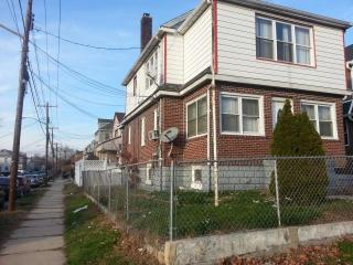 1001 241st St, Bronx, NY 10466-1019