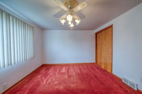 178 Marigold St, Whitaker PA  15120-2277 exterior