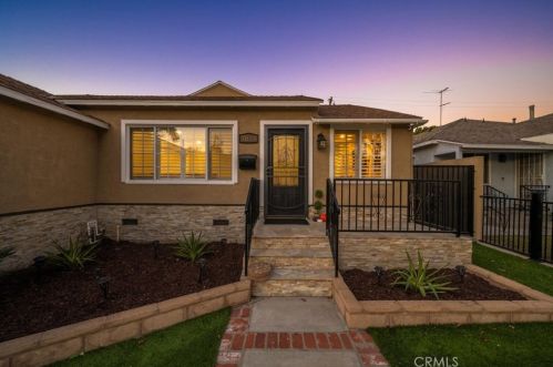 7033 Schroll St, Lakewood, CA 90713-3334