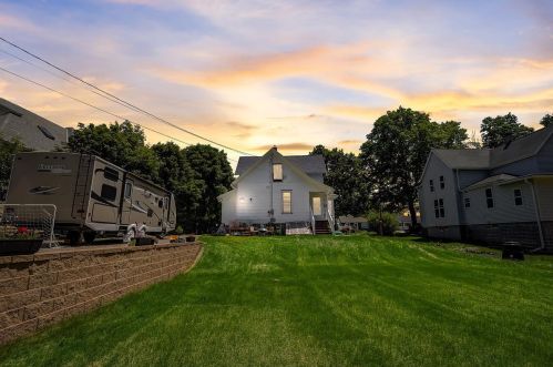 357 Main St, Lake Mills, WI 53551-1138