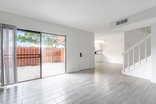 3410 Spanish Wells Dr, Delray Beach, FL 33445-5407