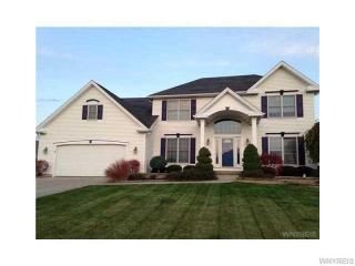2 Apple Blossom Blvd, Cheektowaga, NY 14086-9473