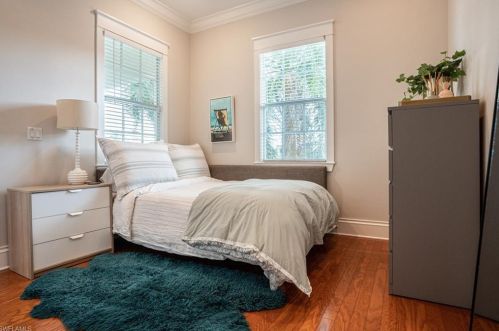 505 101 Ave, Naples FL 34108-3207 exterior