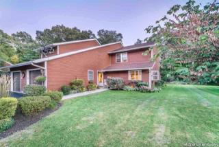 156 Ledge Rd, Kingston, NY 12401-1622