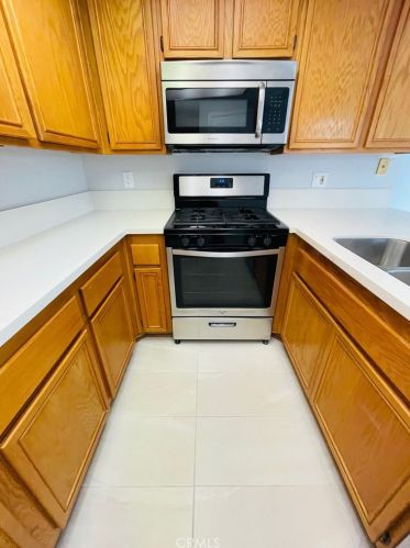 1428 Senator Way, San Jacinto CA  92583-5197 exterior