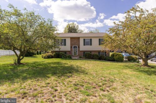 3565 Brook St, Upton PA  17225-8308 exterior