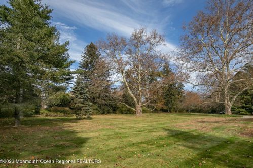 166 Rumson Rd, Locust NJ  07760-1033 exterior