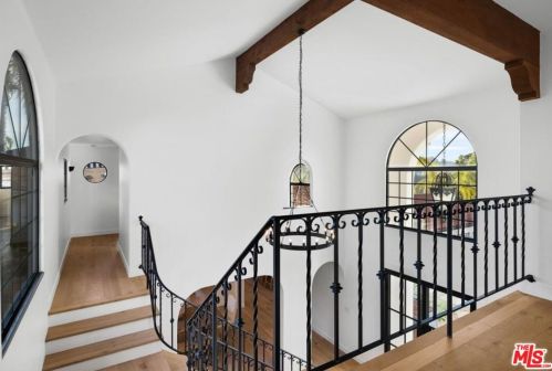 1208 Bel Air Dr, Santa Barbara CA  93105-4602 exterior