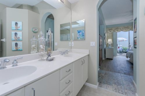 7635 Iris Ct, West Palm Beach FL  33412-3143 exterior