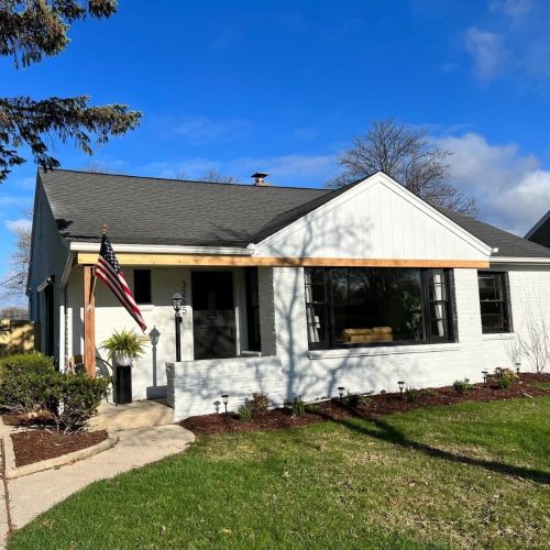 3265 93rd St, Milwaukee WI  53222-3510 exterior