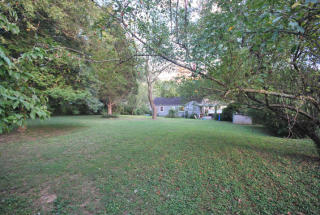 913 Glen Oaks Dr, Knoxville, TN 37918-1584