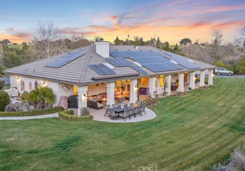 1440 Ridge Rd, Templeton CA  93465-9303 exterior