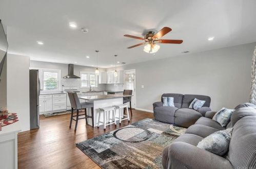 25 Quaspeak Rd, Congers, NY 10920-2847
