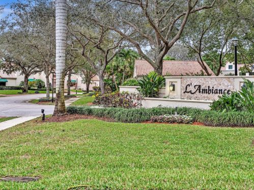 6431 Las Flores Dr, Boca Raton, FL 33433-2364