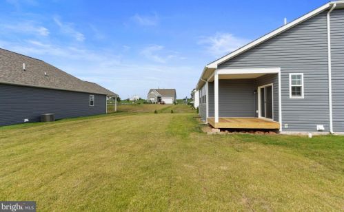 101 Brookside Ln, Gettysburg PA  17325-2026 exterior