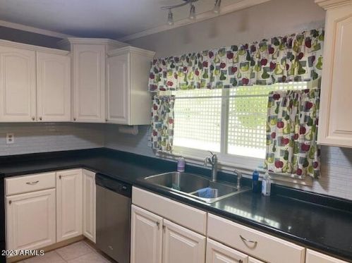 6543 Hatcher Rd, Glendale, AZ 85302-3901