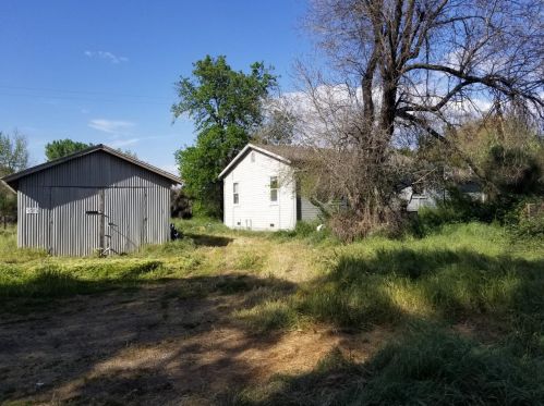 5915 Stone Rd, Loomis, CA 95650-9255