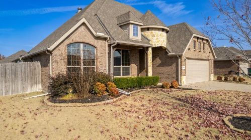 1118 Wolverine Ln, Greenville, TX 75402-7727